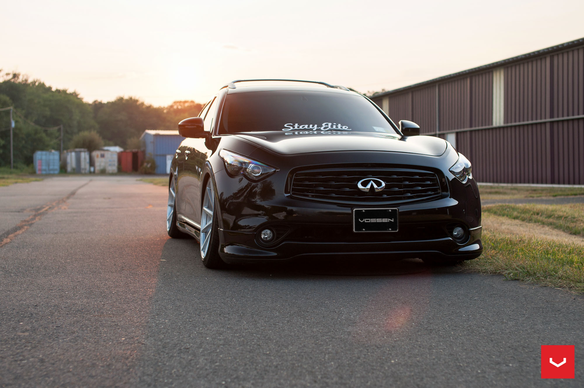 Infiniti qx70 stance