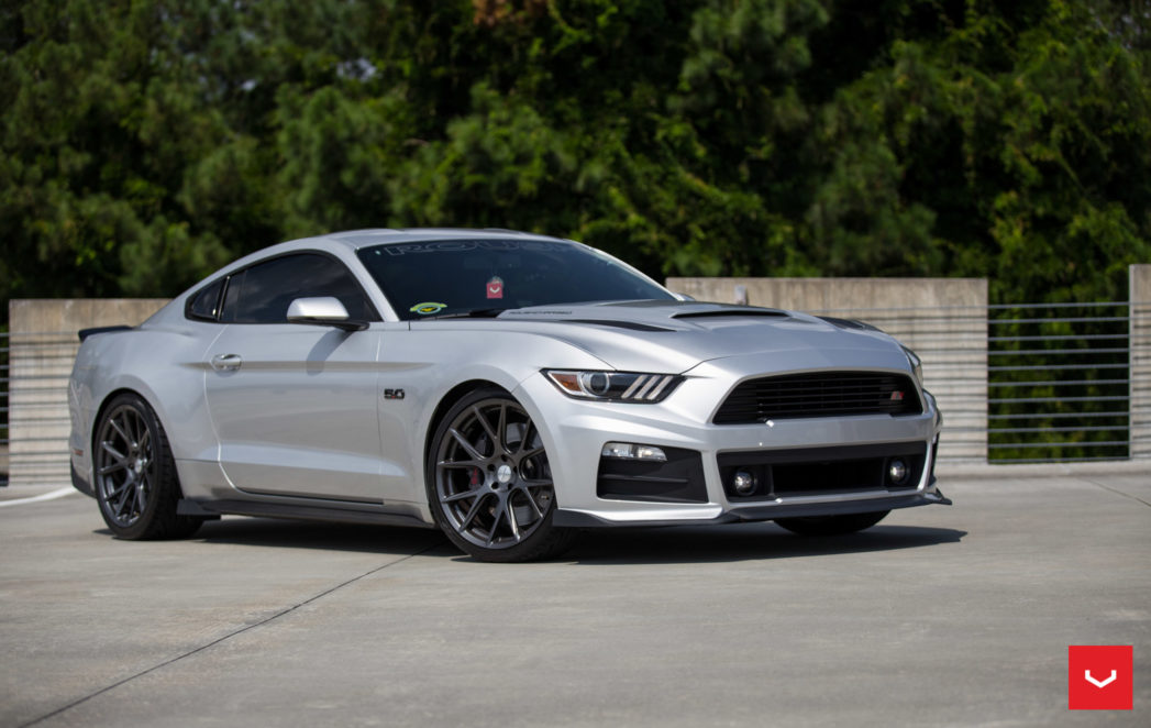 FORD MUSTANG - VOSSEN FLOW FORMED SERIES: VFS6