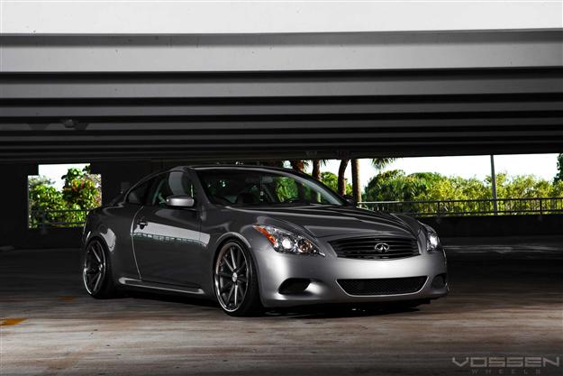 Infiniti G37 - Vossen CV1