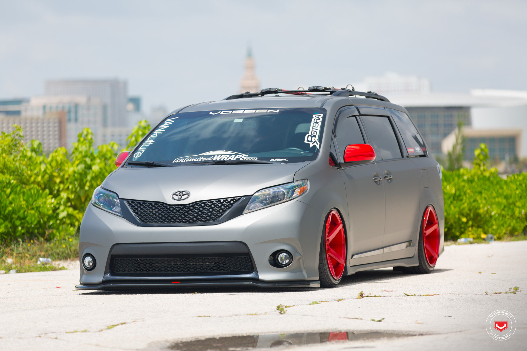 TOYOTA SIENNA - VOSSEN FORGED: PRECISION SERIES: VPS-303