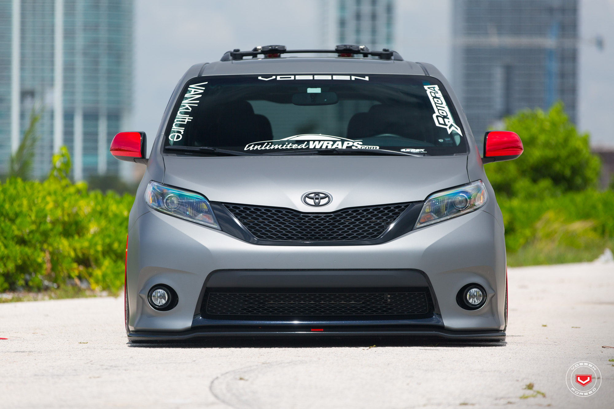 TOYOTA SIENNA - VOSSEN FORGED: PRECISION SERIES: VPS-303