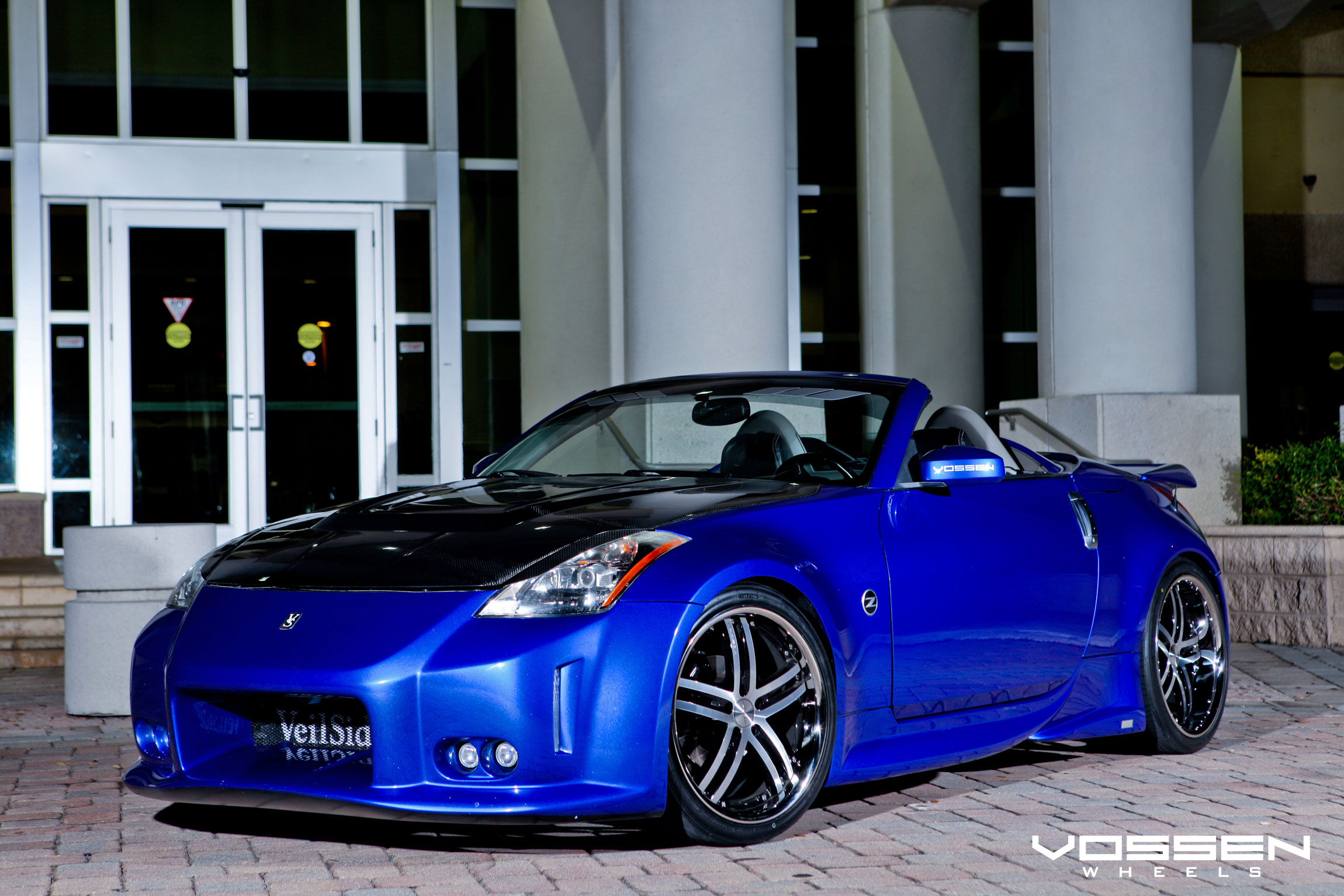 Nissan 350z Blue