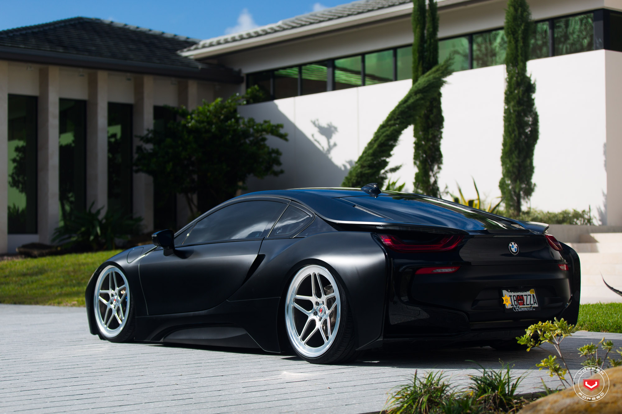 BMW i8 Black Matte