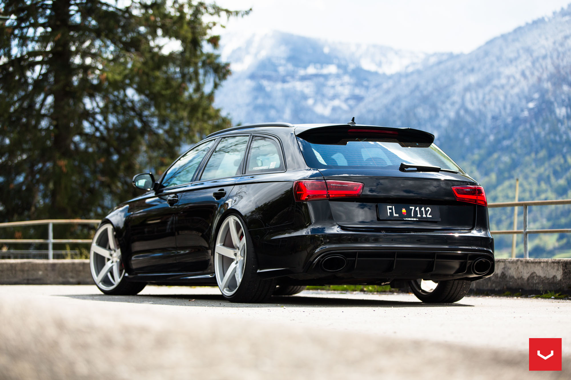 Vossen Europe Audi RS6 on Vossen CV3-R Wheels