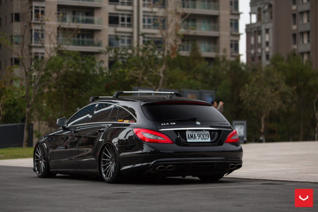 CLS shooting Brake с автобоксом на крыше