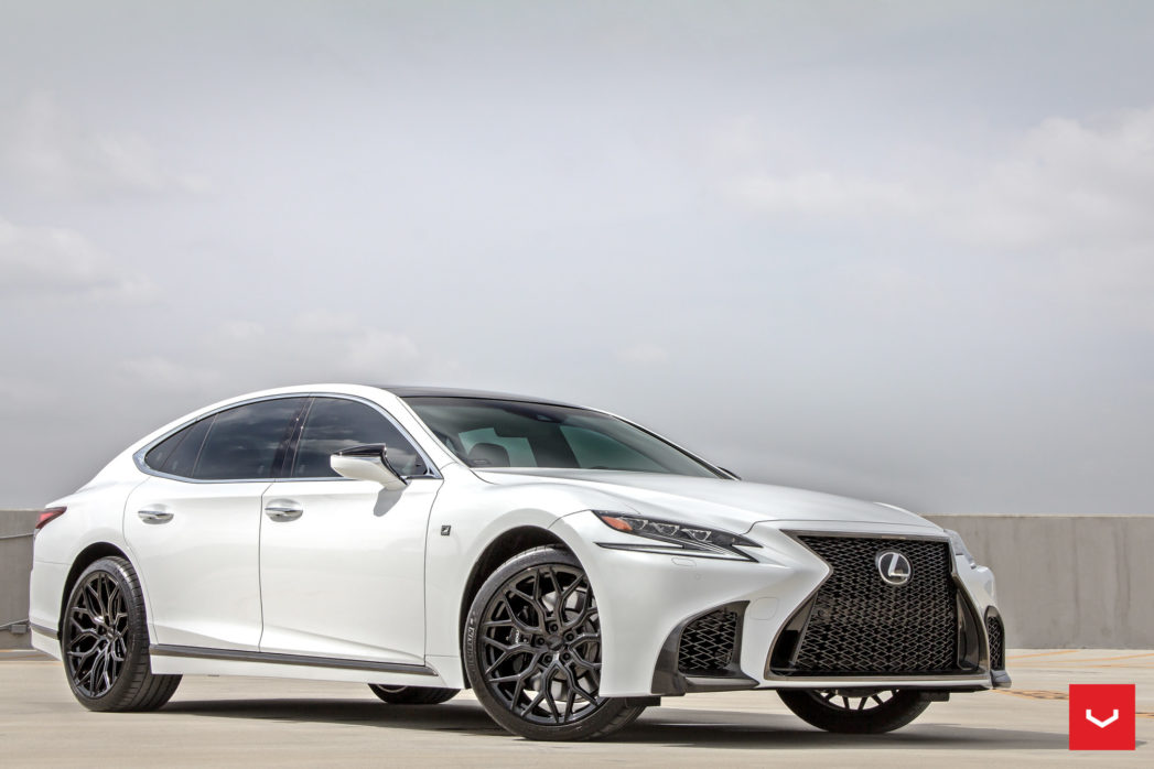 LEXUS LS500 - HYBRID FORGED SERIES: HF-2 - Vossen Wheels