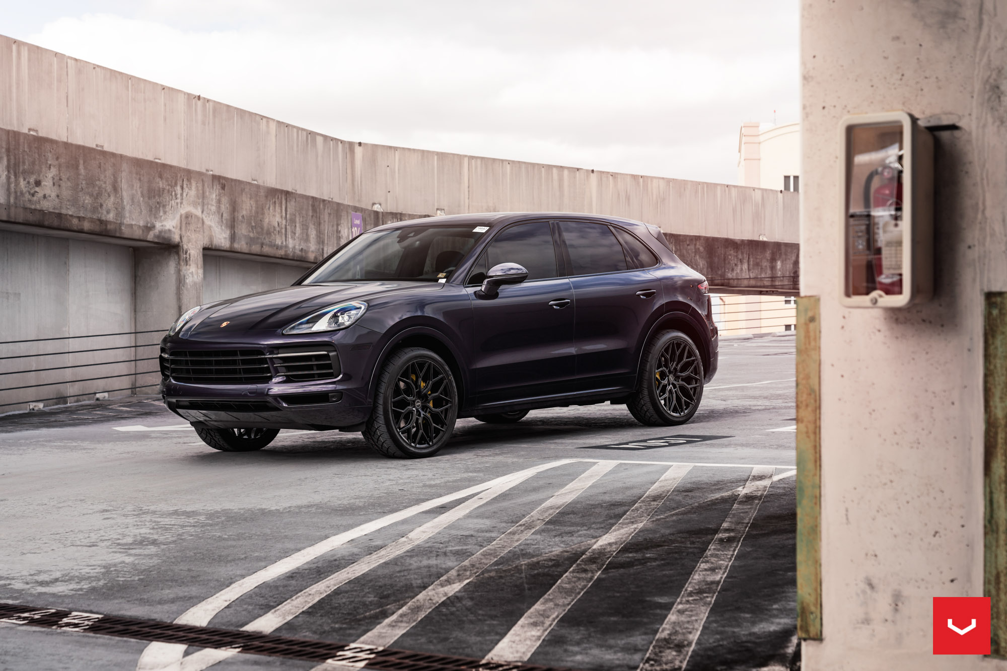 PORSCHE CAYENNE S HYBRID SERIES HF2 Vossen Wheels