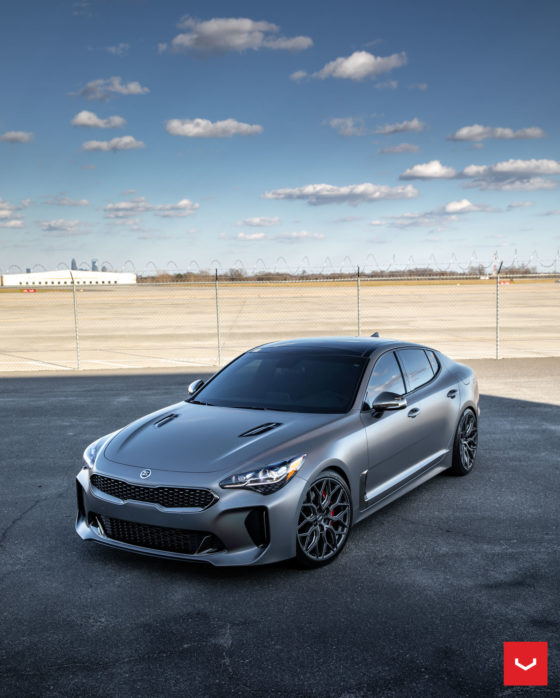 KIA STINGER GT - HYBRID FORGED SERIES: HF-2 - Vossen Wheels