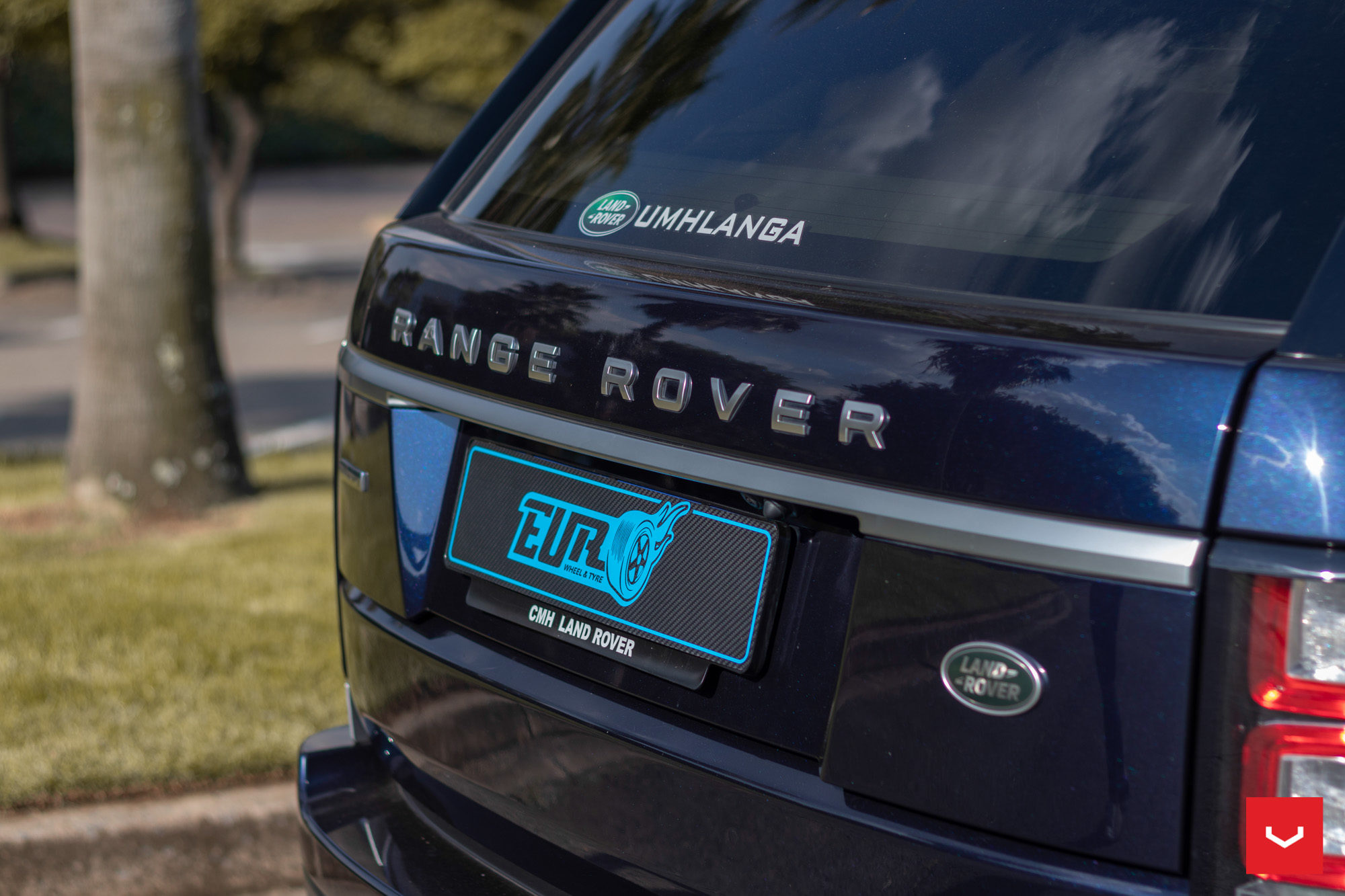 LAND ROVER RANGE ROVER - HYBRID FORGED SERIES: HF-2 - Vossen Wheels