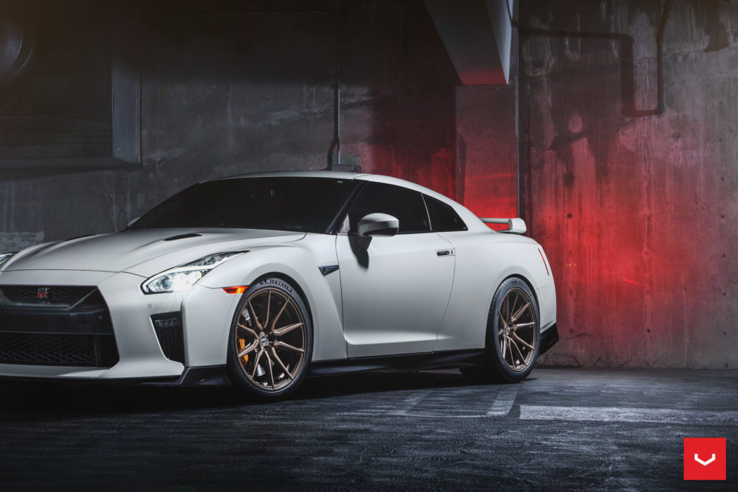 NISSAN GTR - HYBRID FORGED SERIES: HF-3 - Vossen Wheels