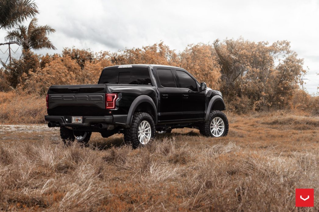 FORD F-150 RAPTOR - HYBRID FORGED SERIES: HF6-1 - Vossen Wheels