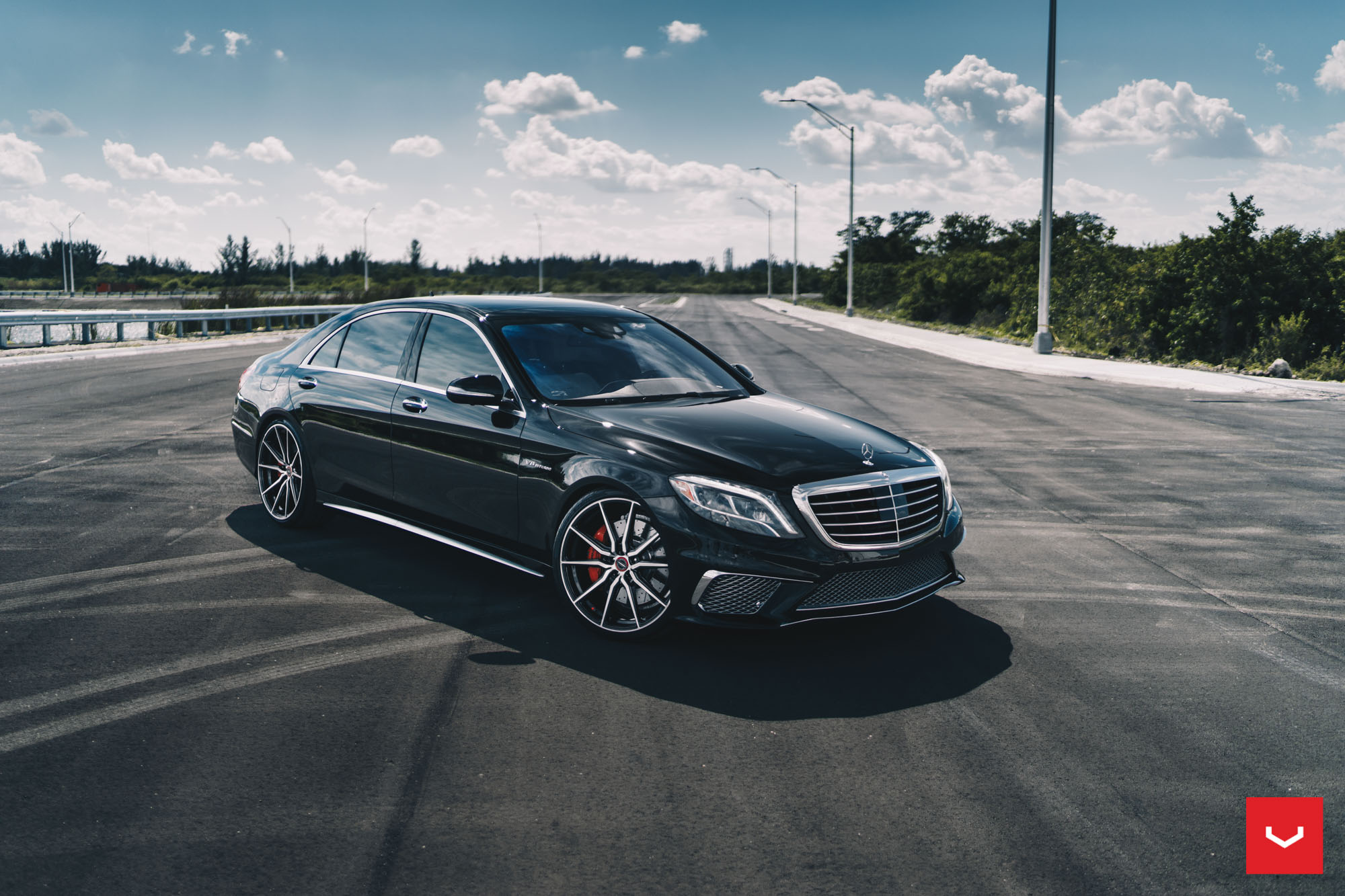 S класс amg. Mercedes s class w222 AMG 63. Mercedes Benz s63 w222. S63 AMG w222. Мерседес Бенц w222 s63 AMG.