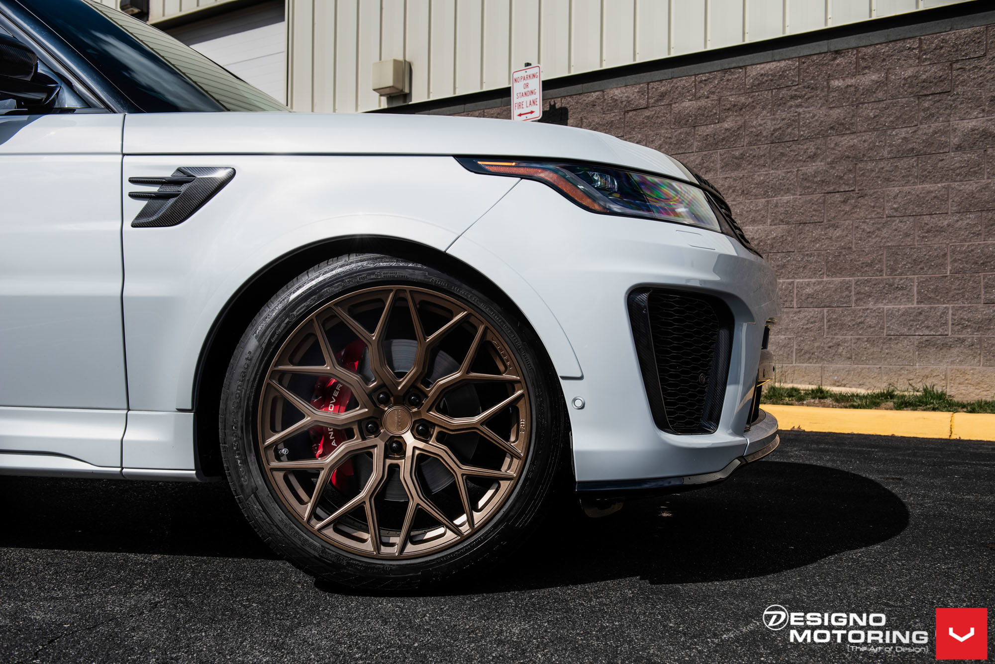 RANGE ROVER SVR - HYBRID FORGED SERIES: HF-2 - Vossen Wheels