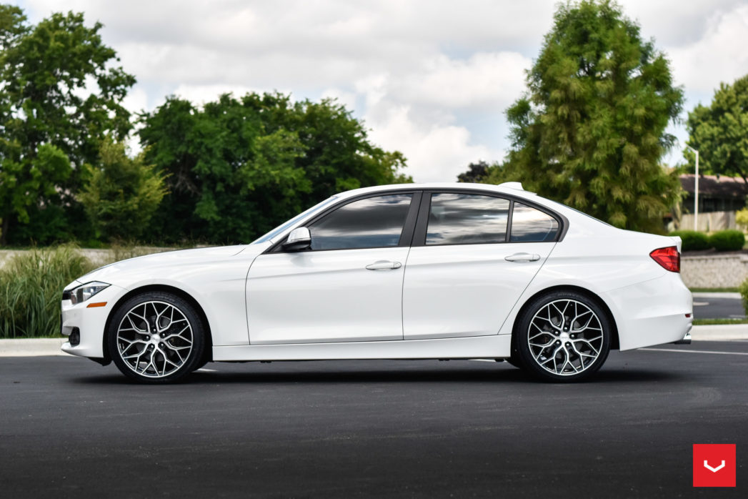 BMW 320i - HYBRID FORGED SERIES: HF-2 - Vossen Wheels