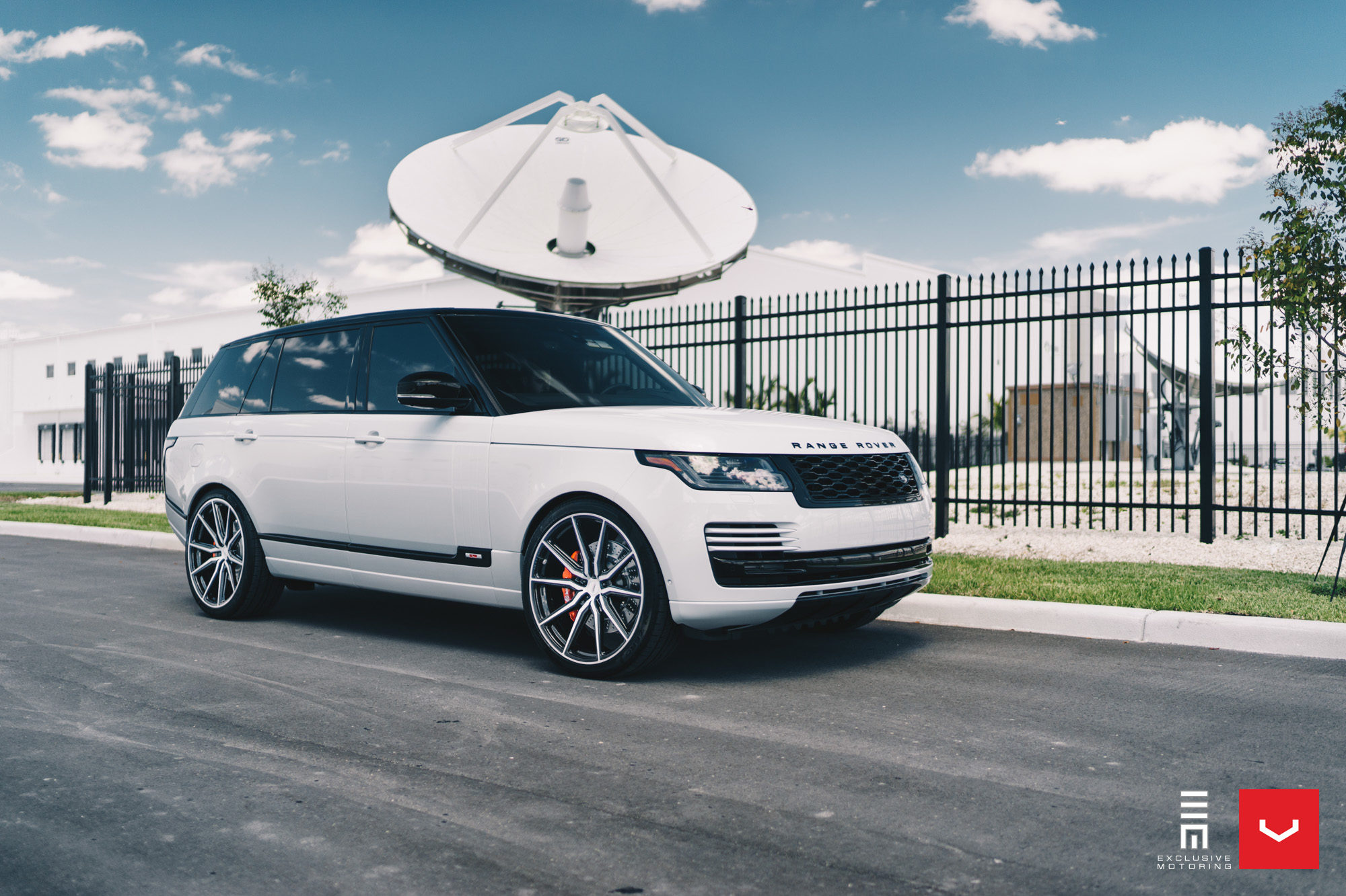 RANGE ROVER HSE - HYBRID FORGED SERIES: HF-3 - Vossen Wheels