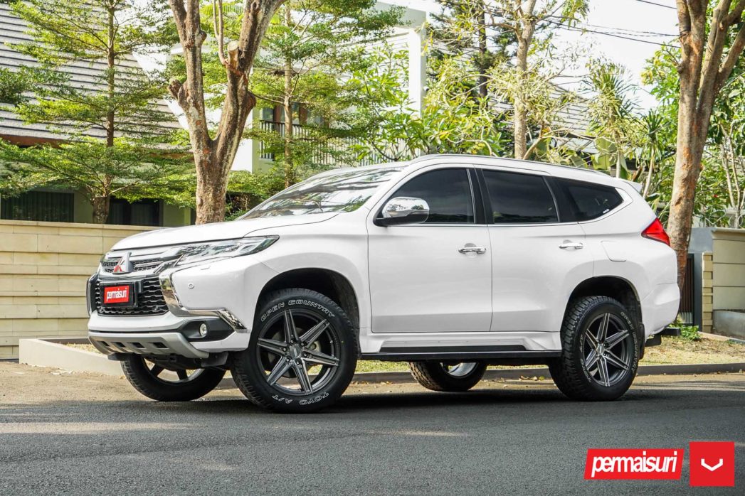 MITSUBISHI PAJERO SPORT - HYBRID FORGED SERIES: HF6-2 - Vossen Wheels