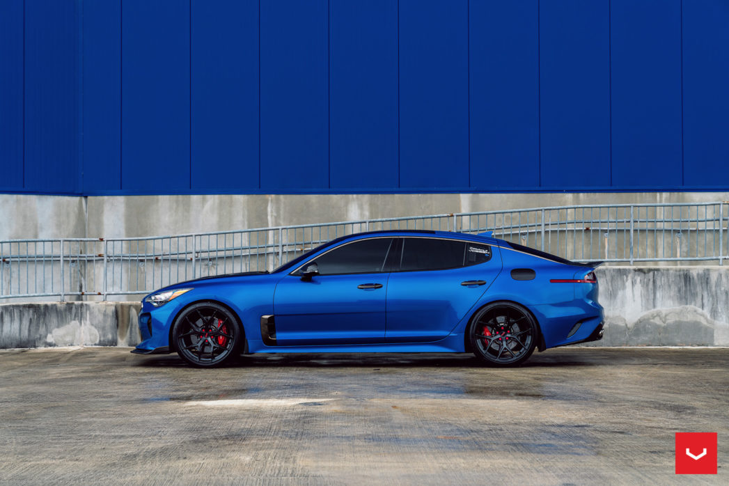 KIA STINGER GT - HYBRID FORGED SERIES: HF-5 - Vossen Wheels