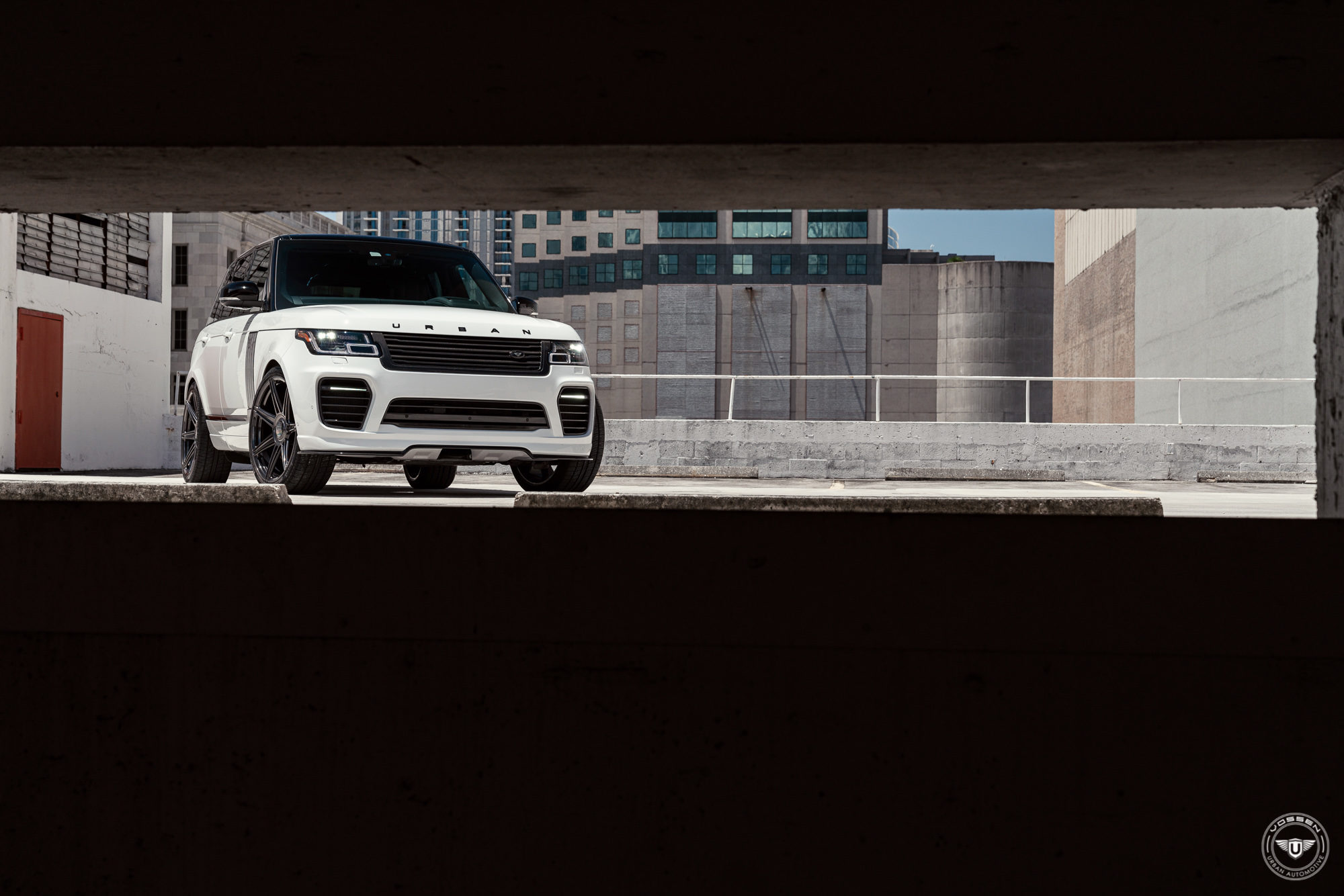 Range Rover Style 17 URBAN AUTOMOTIVE RANGE ROVER - SERIES 17: S17-11 - Vossen Wheels