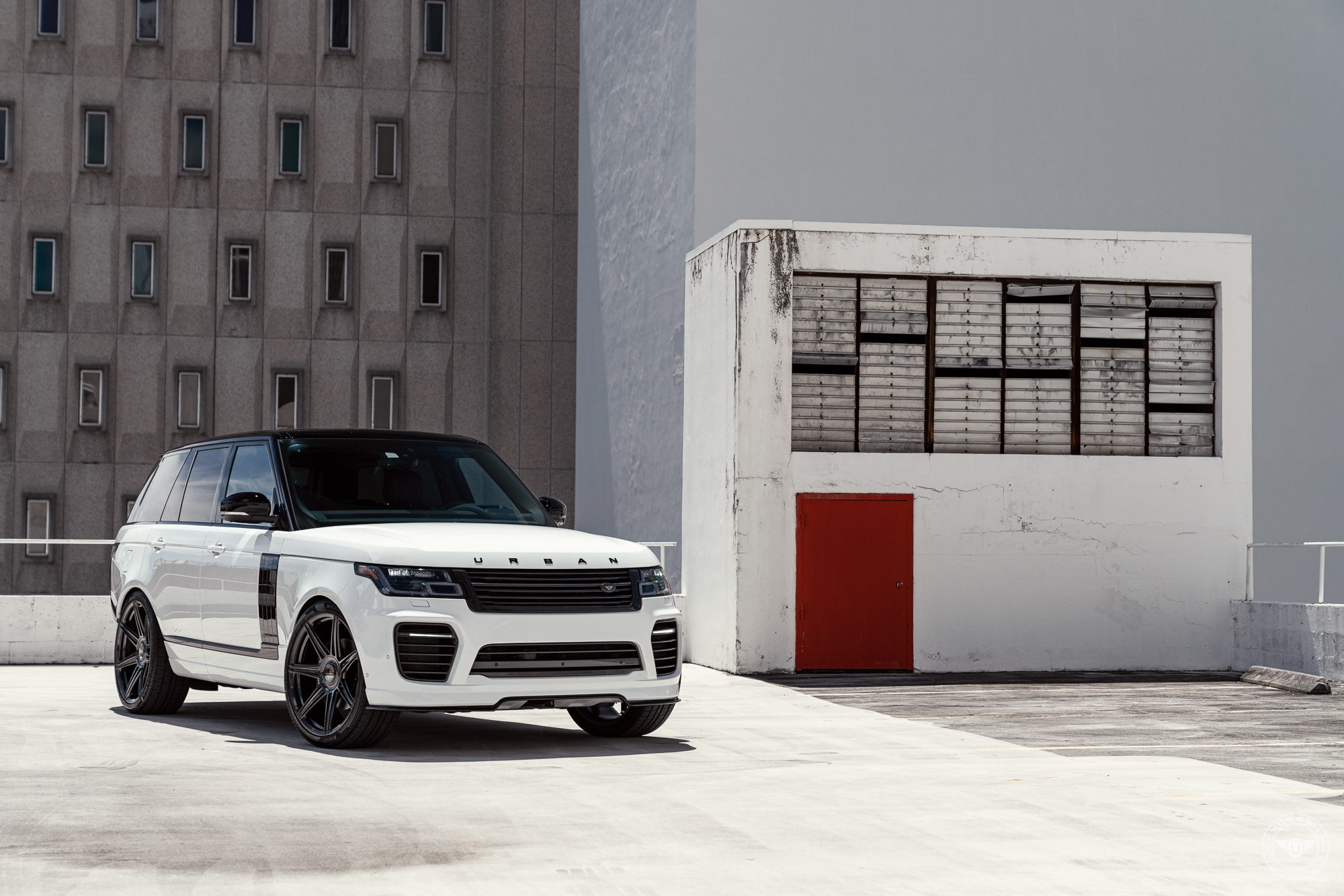 Range Rover Style 17 URBAN AUTOMOTIVE RANGE ROVER - SERIES 17: S17-11 - Vossen Wheels