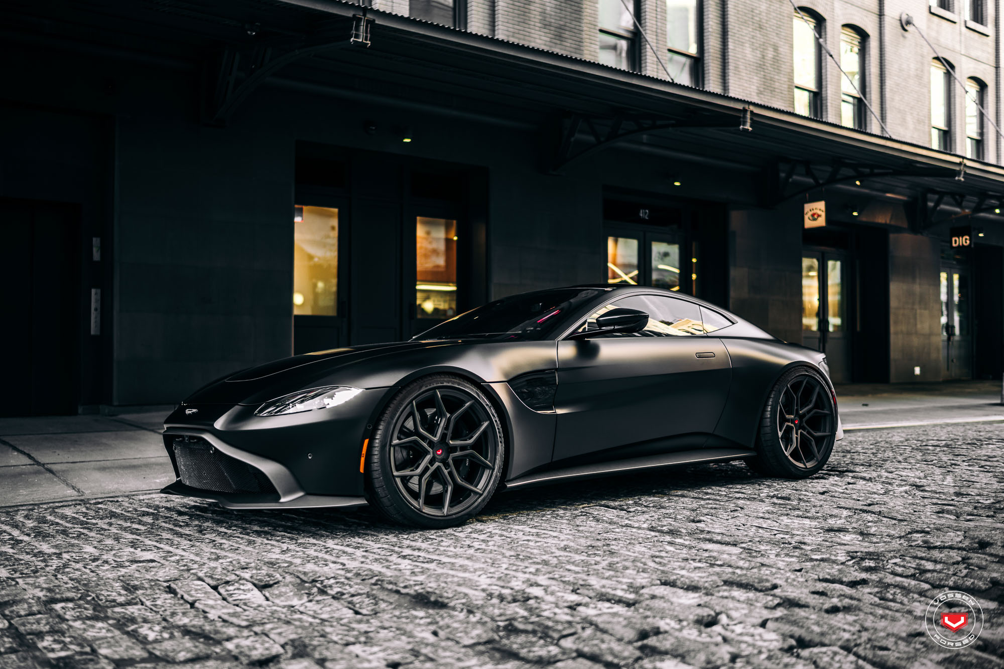 Aston martin vintage