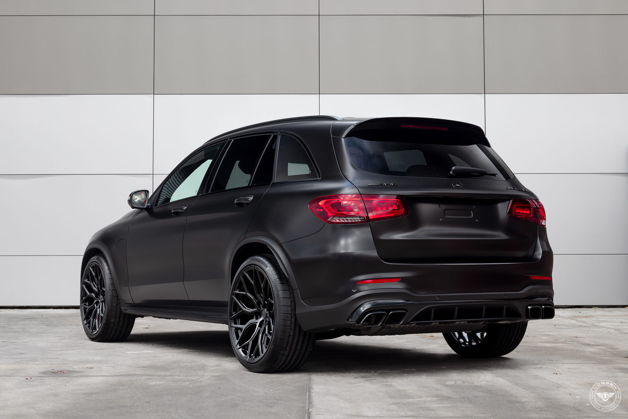 MERCEDES GLC63S - HYBRID FORGED SERIES: HF-2 - Vossen Wheels