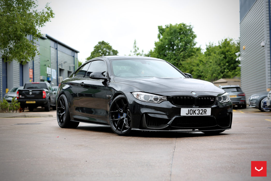 BMW M4 - HYBRID FORGED SERIES: HF-5 - Vossen Wheels