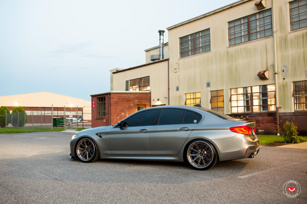 BMW F90 M5 - EVO-R SERIES: EVO-2R 3-PIECE - Vossen Wheels