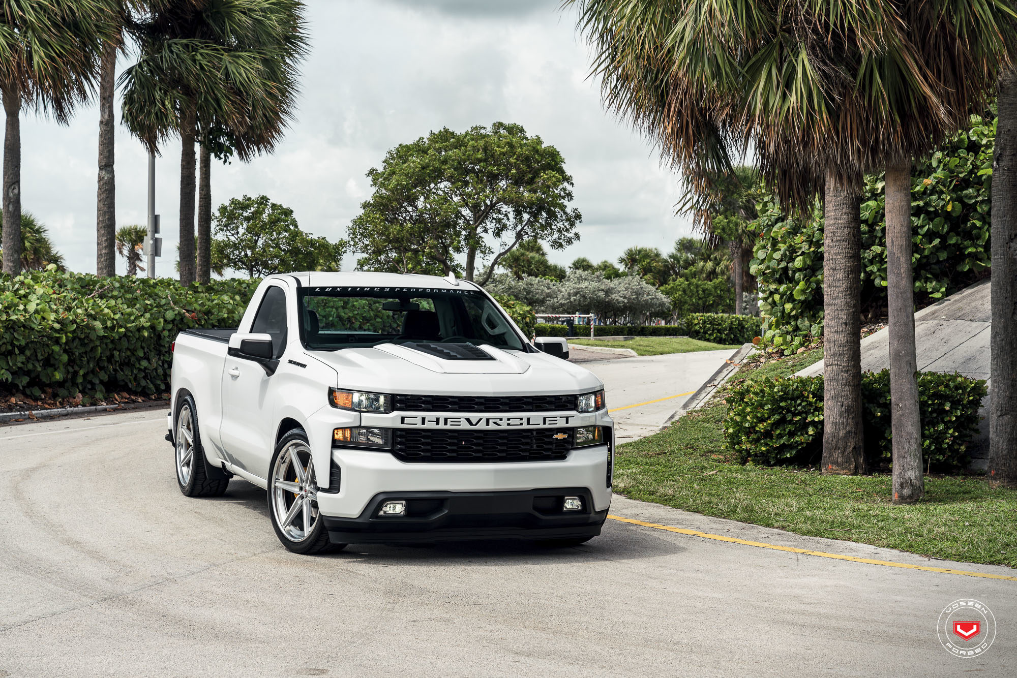 CHEVROLET SILVERADO - M-X SERIES: M-X5 (3-PIECE) - Vossen Wheels