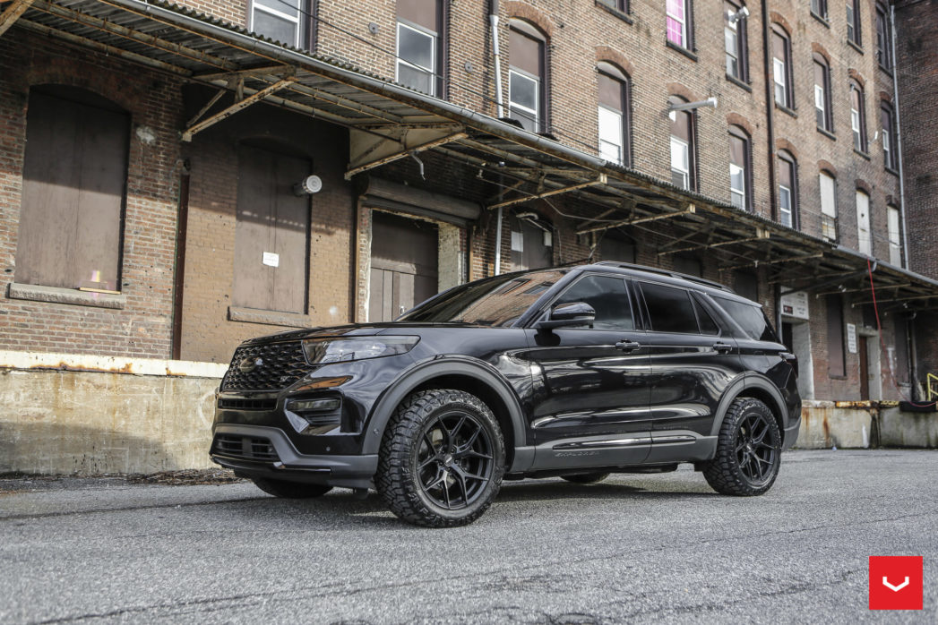 FORD EXPLORER ST - HYBRID FORGED SERIES: HF-5 - Vossen Wheels