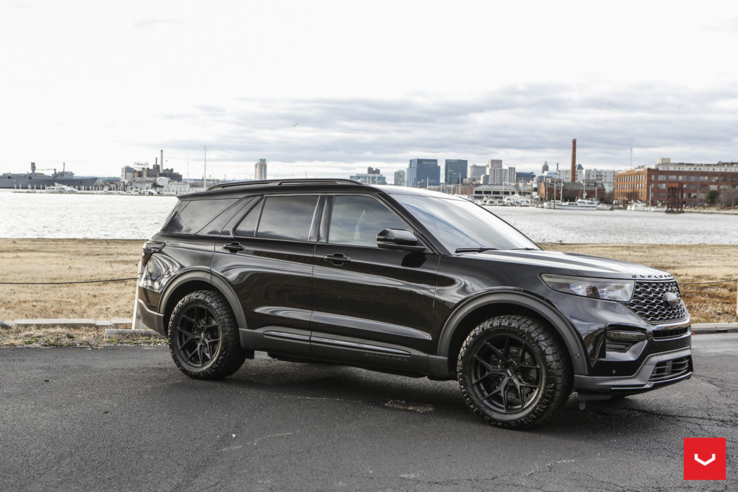 FORD EXPLORER ST - HYBRID FORGED SERIES: HF-5 - Vossen Wheels