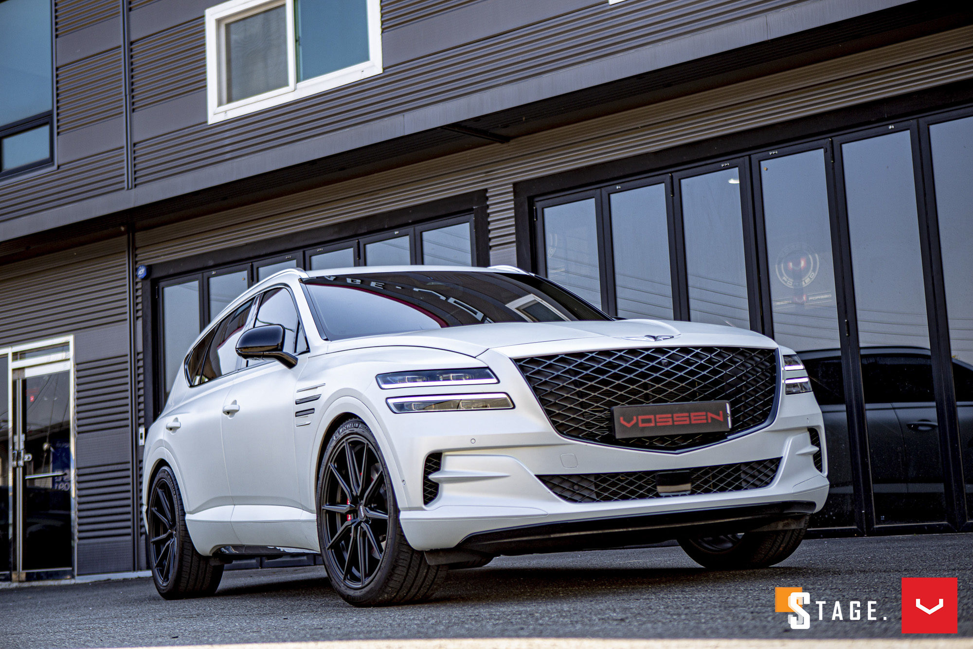 GENESIS GV80 - HYBRID FORGED SERIES: HF-3 - Vossen Wheels