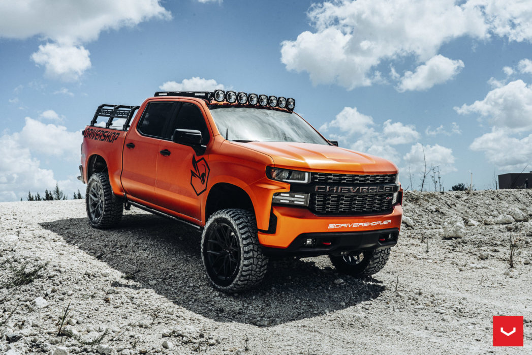 CHEVROLET SILVERADO TRAILBOSS - HYBRID FORGED SERIES: HF6-3 - Vossen Wheels