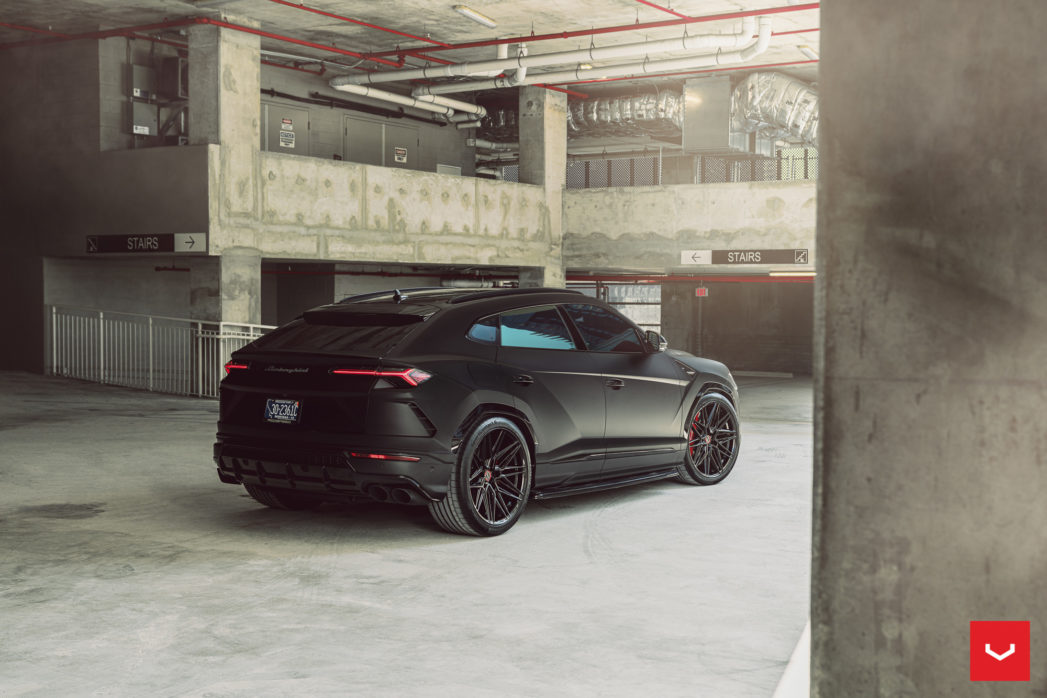 URUS HYBRID SERIES HF7 Vossen Wheels