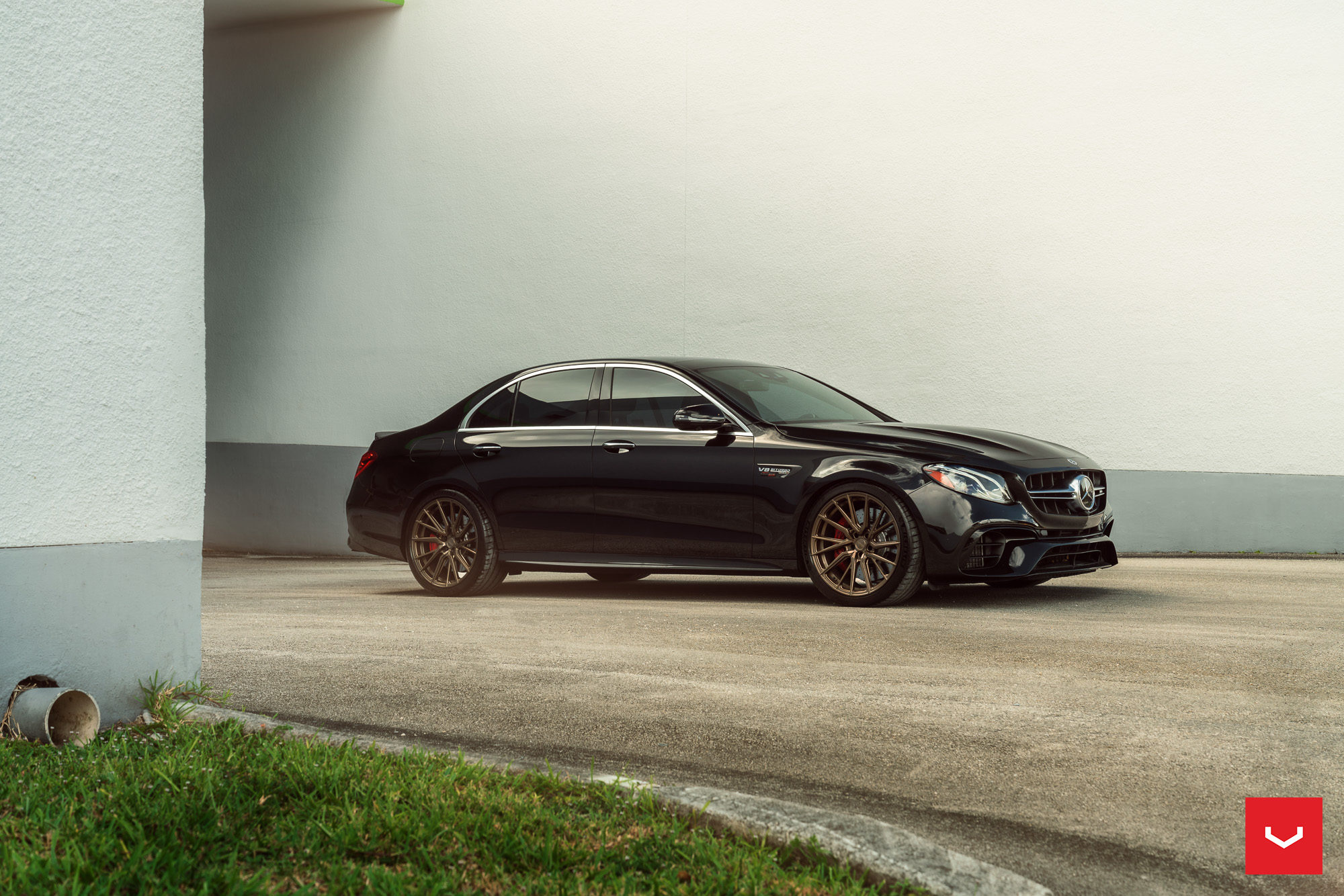 MERCEDES E63S AMG - HYBRID FORGED SERIES: HF-4T - Vossen Wheels
