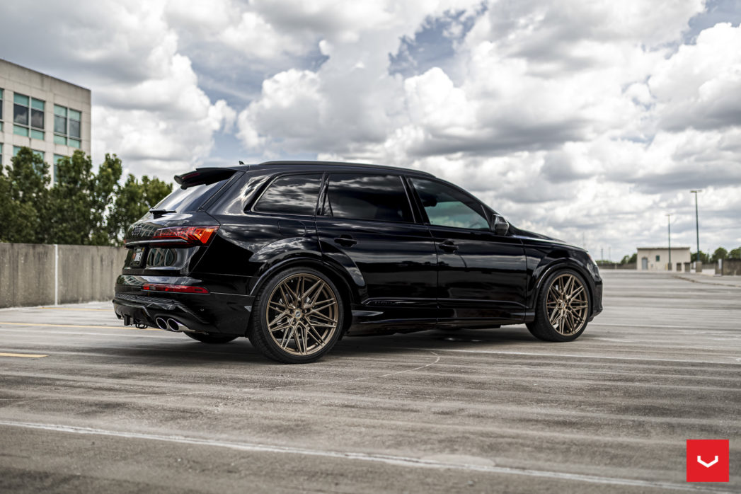 AUDI SQ7 - HYBRID FORGED SERIES: HF-7 - Vossen Wheels