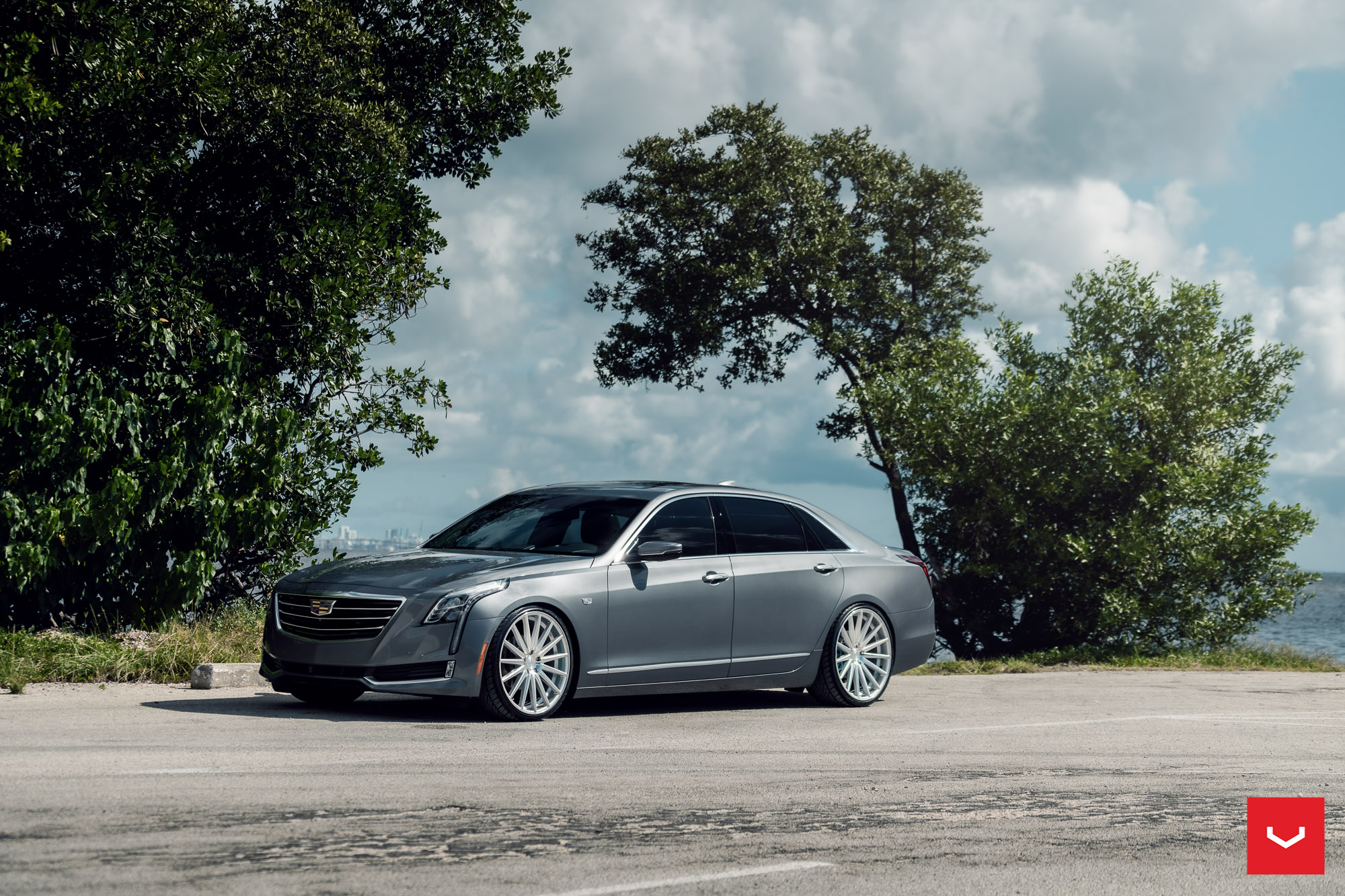 CADILLAC CT6 - HYBRID FORGED SERIES: VFS-2 - Vossen Wheels