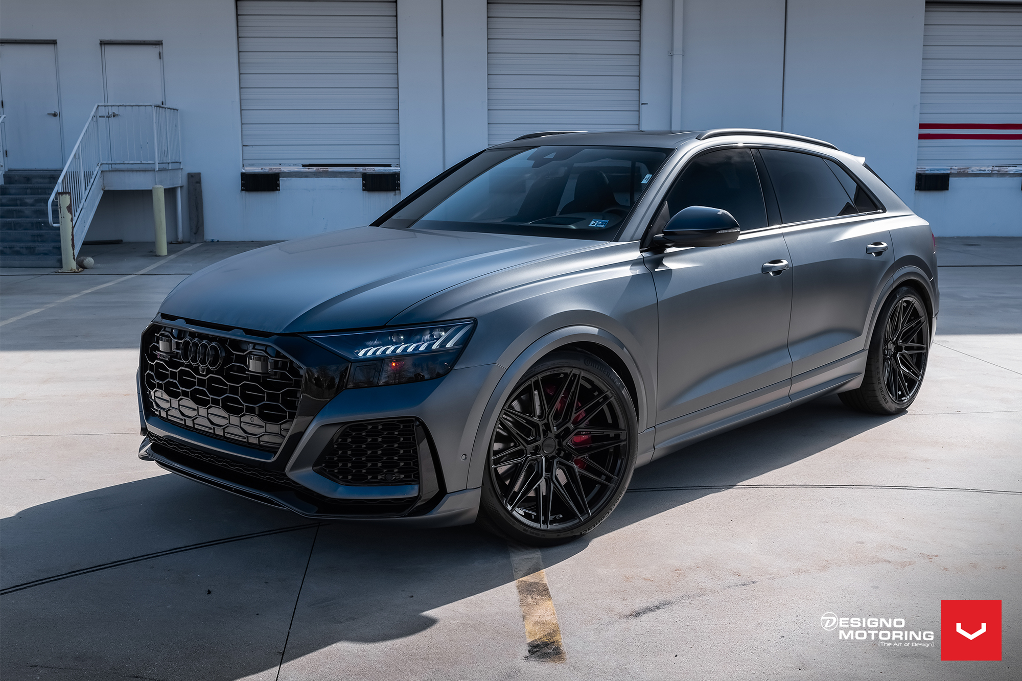 AUDI RSQ8 - HYBRID FORGED SERIES: HF-7 - Vossen Wheels