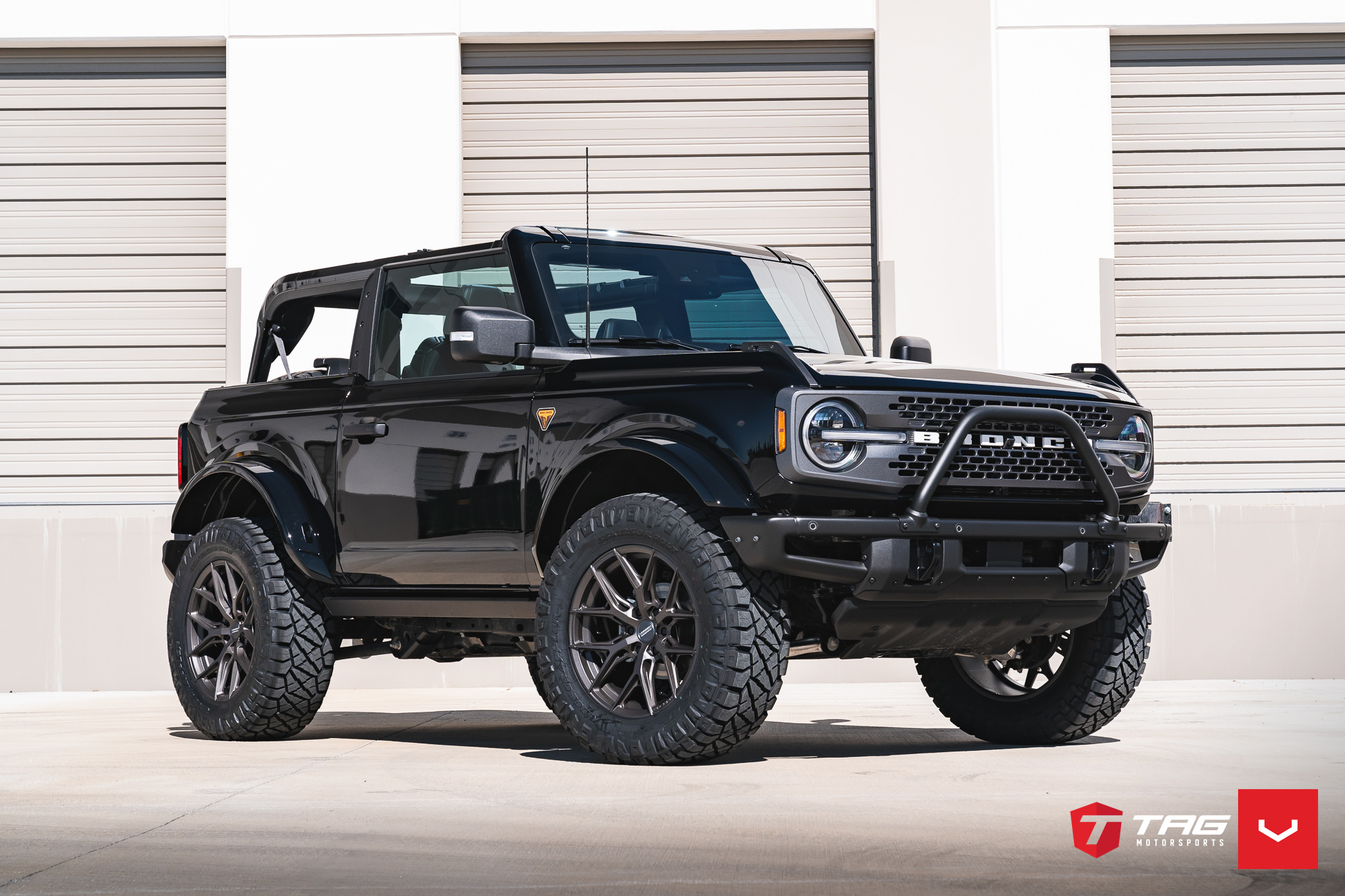 FORD BRONCO - HYBRID FORGED SERIES: HF6-4 - Vossen Wheels