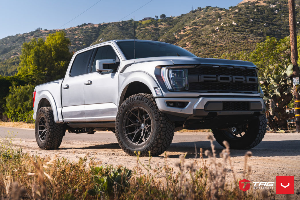 FORD RAPTOR - HYBRID FORGED SERIES: HF6-4 - Vossen Wheels