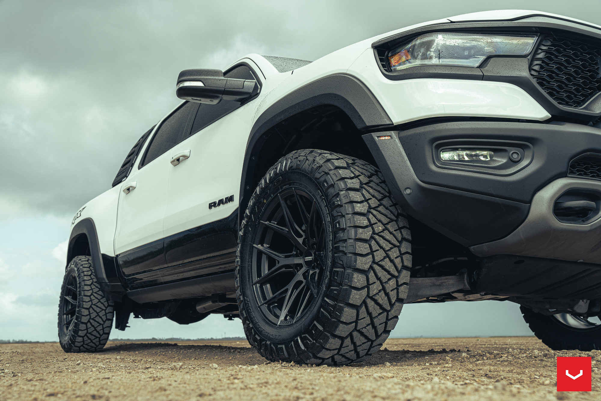 RAM TRX - HYBRID FORGED SERIES: HF6-4 SUPER DEEP - Vossen Wheels