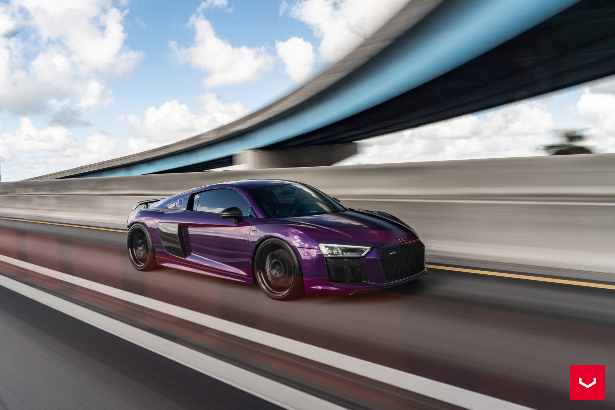 AUDI R8 TWIN TURBO - HYBRID FORGED SERIES: HF-5 - Vossen Wheels