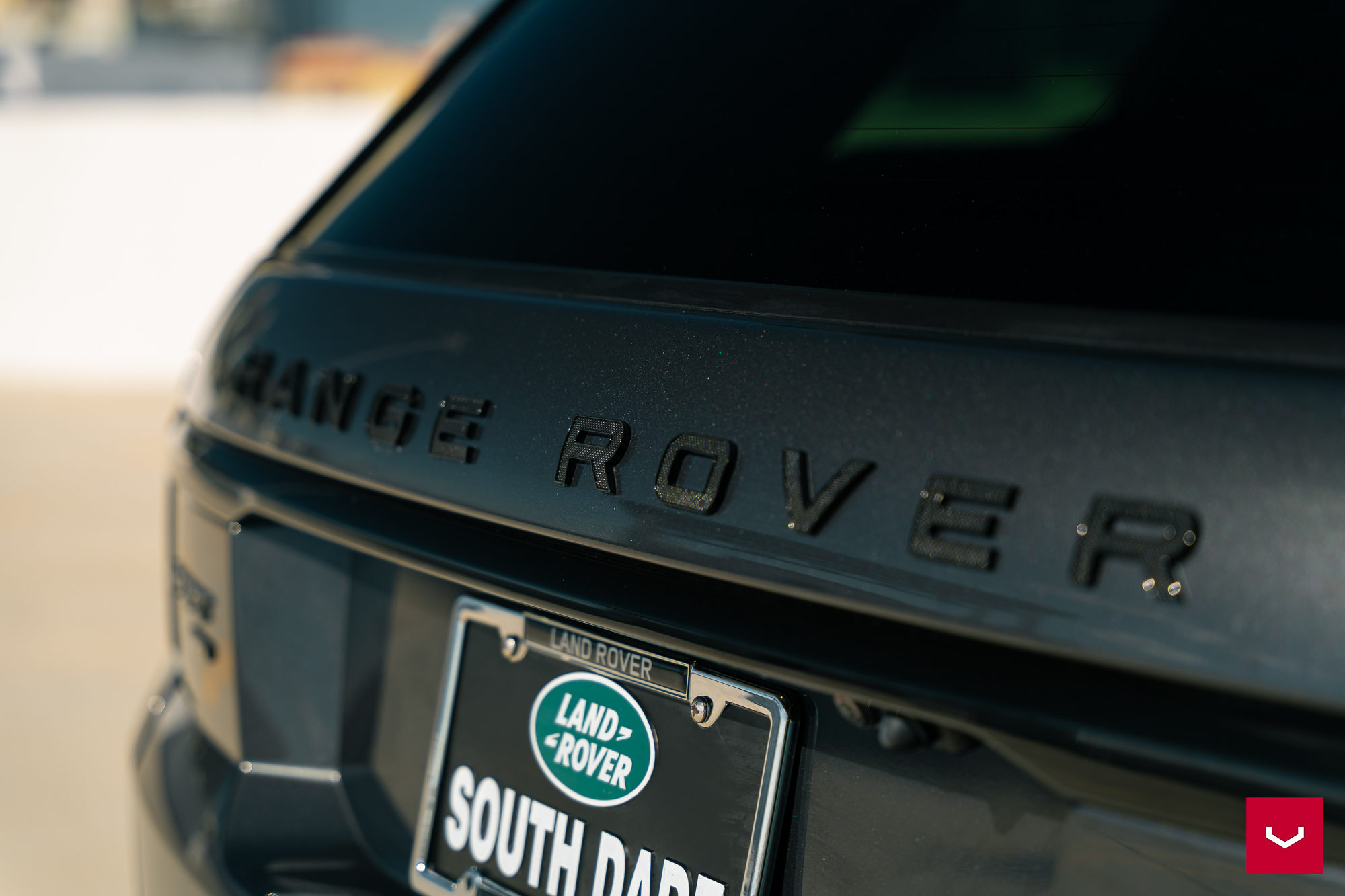 LAND ROVER RANGE ROVER - HYBRID FORGED SERIES: HF-8 - Vossen Wheels