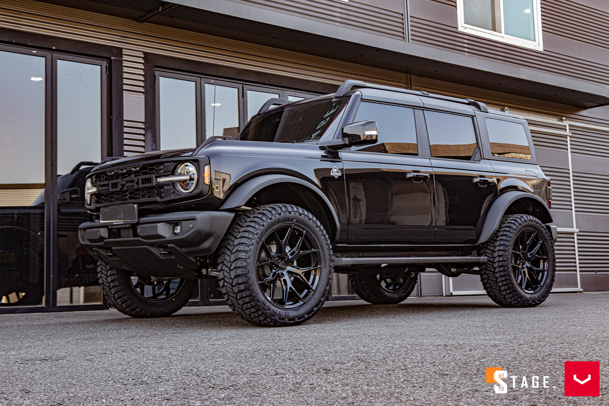 FORD BRONCO - HYBRID FORGED SERIES: HF6-4 - Vossen Wheels