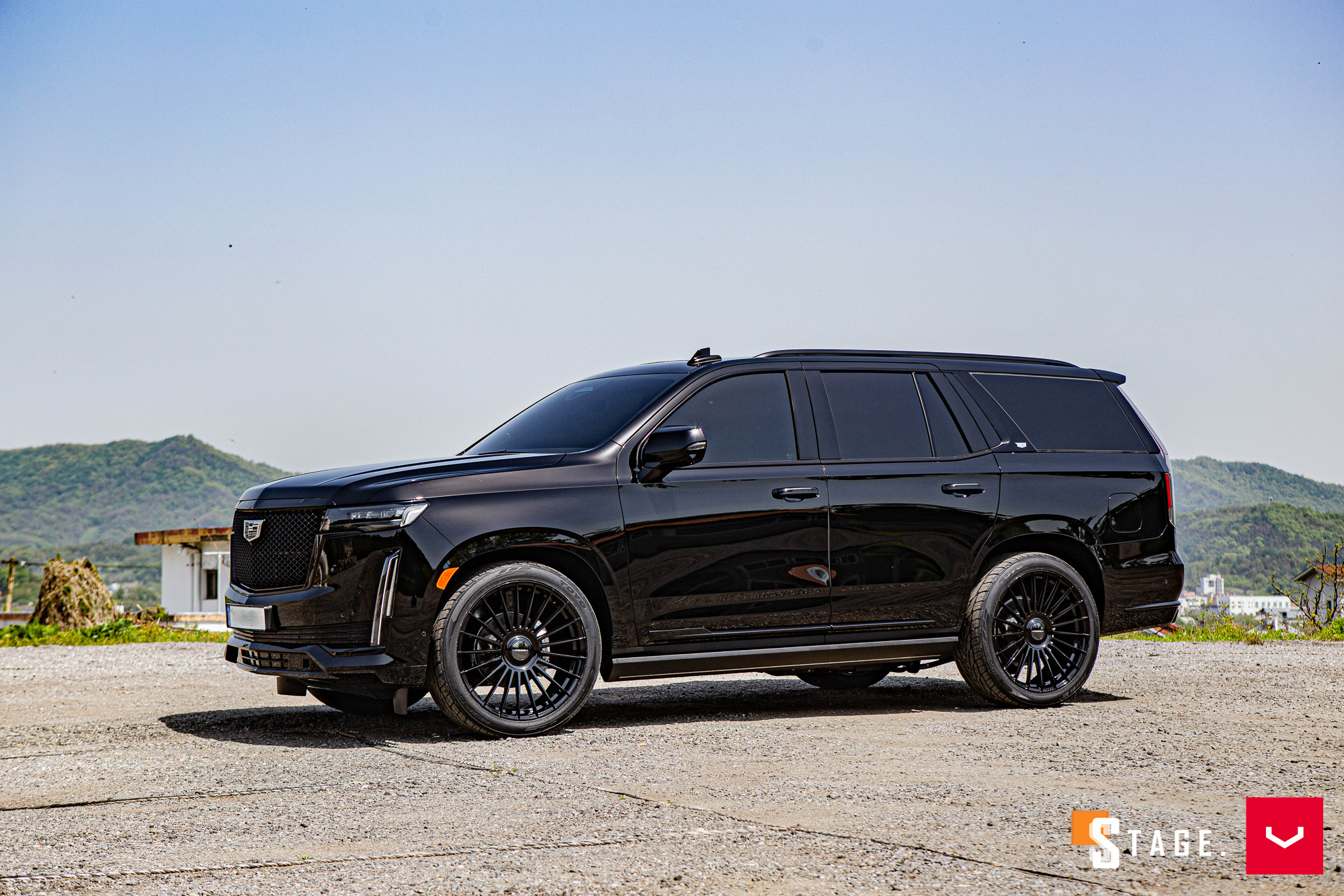 CADILLAC ESCALADE - HYBRID FORGED SERIES: HF-8 - Vossen Wheels