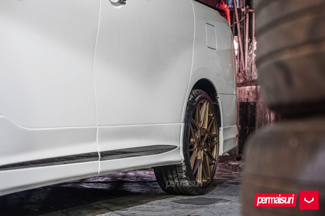 HJ 30アルファード 改　Vossen S21-02 HJ 30アルファード 改 Vossen S21-02 HJ 30アルファード 改 Vossen S21