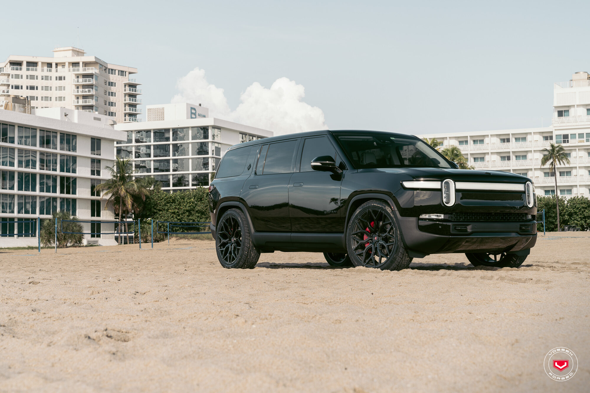 RIVIAN R1S - SERIES 17: S17-01 - Vossen Wheels