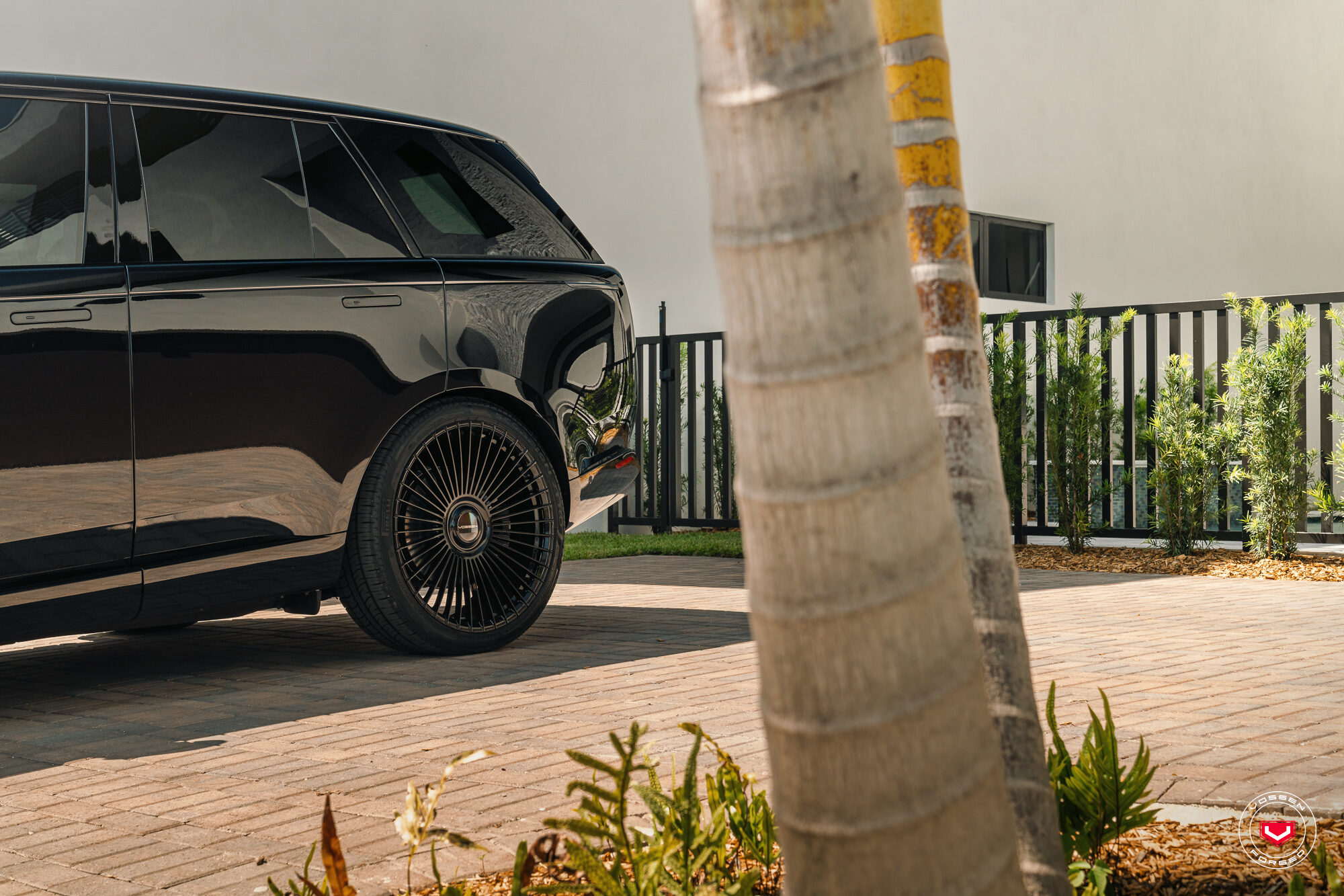 Range Rover Style 17 LAND ROVER RANGE ROVER - SERIES 17: S17-16 - Vossen Wheels
