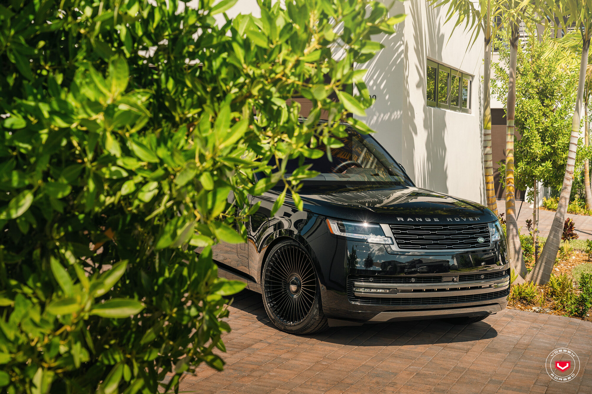 Range Rover Style 17 LAND ROVER RANGE ROVER - SERIES 17: S17-16 - Vossen Wheels