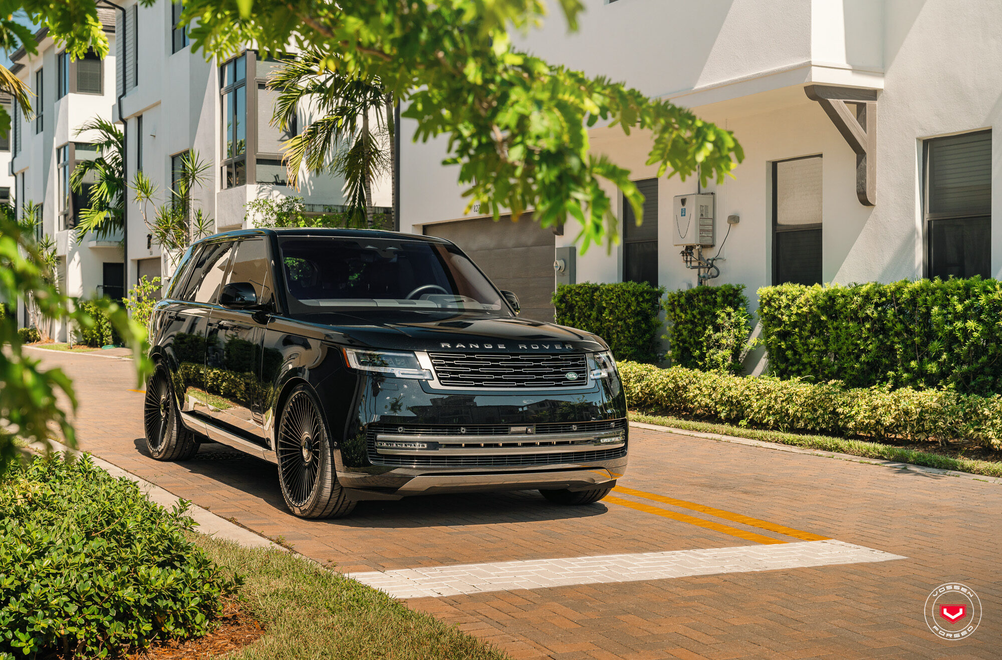 Range Rover Style 17 LAND ROVER RANGE ROVER - SERIES 17: S17-16 - Vossen Wheels