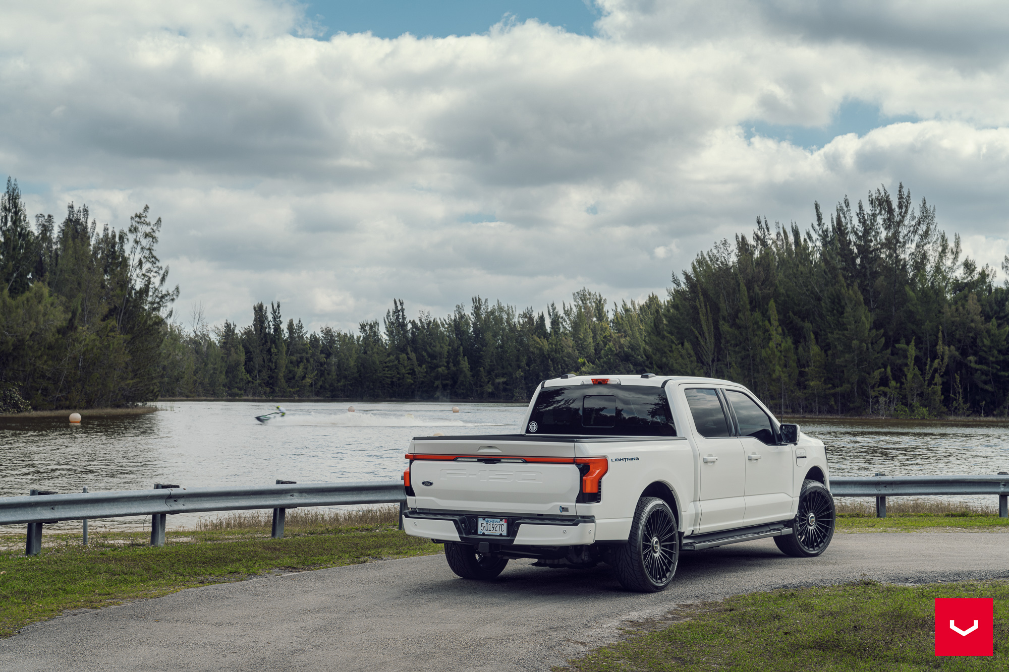 FORD F150 LIGHTNING HYBRID SERIES HF8 Vossen Wheels
